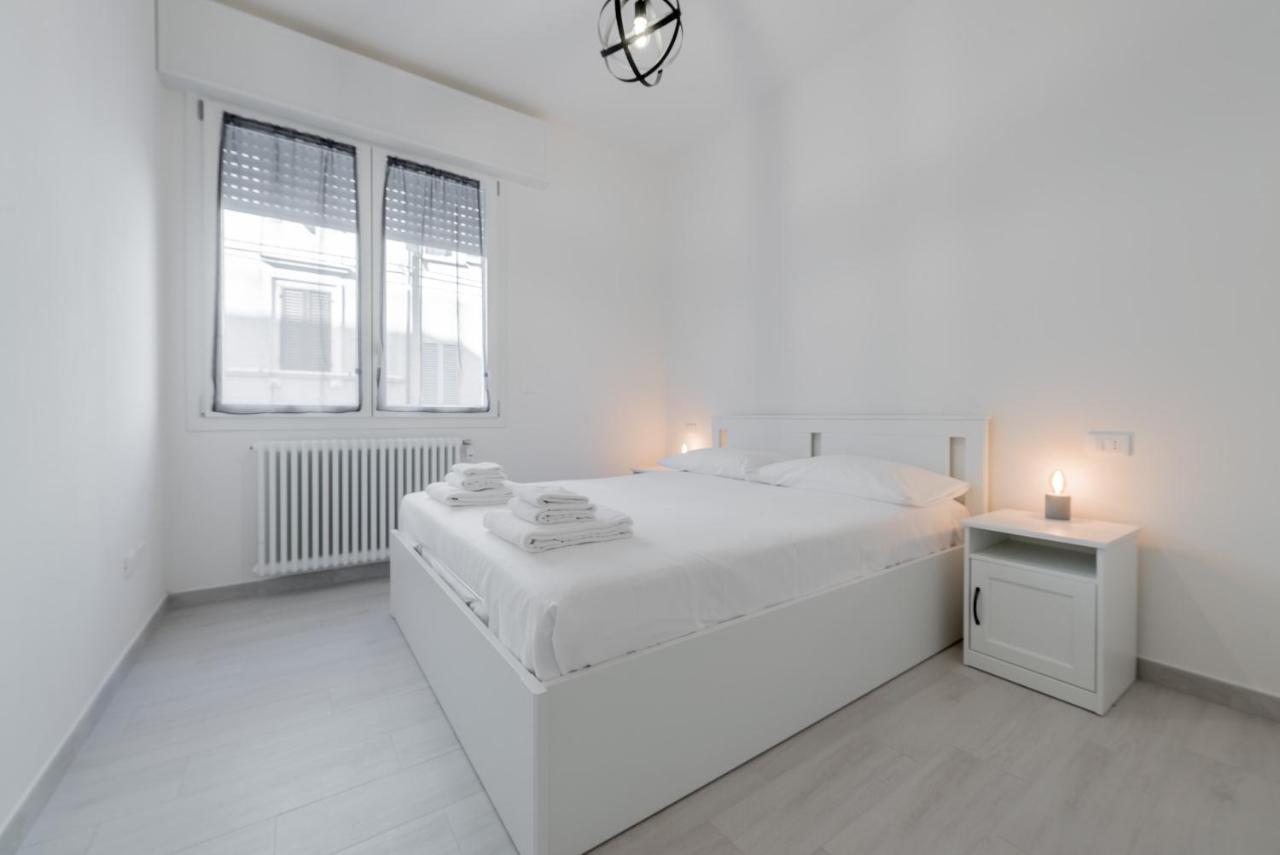 Realkasa Old Town Flat Apartment Bologna Bagian luar foto